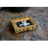 Miniature Cadre Curieux - Papillon caudal