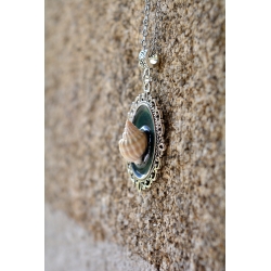 Pendentif petit coquillage spiralé