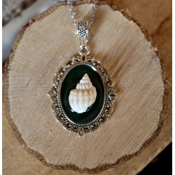 Pendentif petit coquillage spiralé