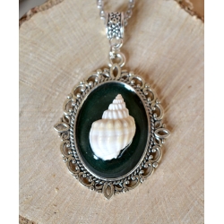 Pendentif petit coquillage spiralé